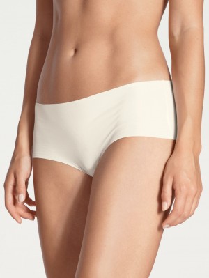 Women Calida Natural Skin Panty, Cradle To Cradle Certified® Underwear Star White | 689017-MTZ